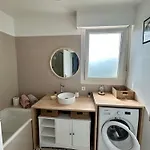 Elegant Cocon - Saint-remi Apartment *