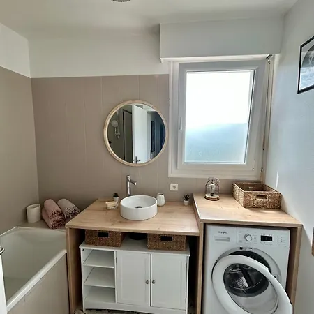 Elegant Cocon - Saint-remi Apartment *